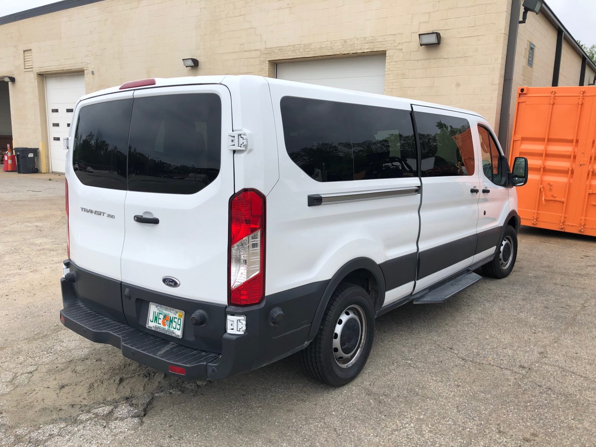 Jobsite Van/SUV, Full Size - Image 2