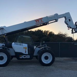 Telehandler, 6,000 lb with Cab