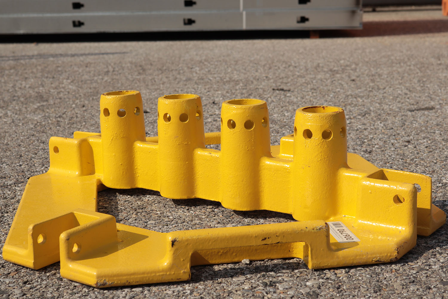 Base Plates for Portable Guardrail System - Image 2