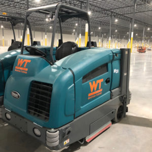 Ride-On Floor Sweeper / Scrubbers